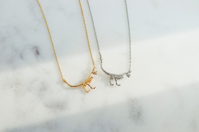 Dainty Realistic T-Rex Skeleton Necklace, Gold Plated 3D Tyrannosaurus Bone Display, Cute Silver Detailed Jewelry, Science Anthropology Gift