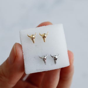 Tiny Bull Head Skull Studs, Dainty Gold, Silver Horn Earrings Country Lover, Minimalist Western Jewelry, Bridesmaid Bestie Her Cowgirl Gift