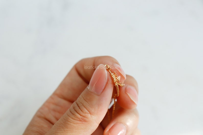 Dainty Realistic T-Rex Skeleton Necklace, Gold Plated 3D Tyrannosaurus Bone Display, Cute Silver Detailed Jewelry, Science Anthropology Gift