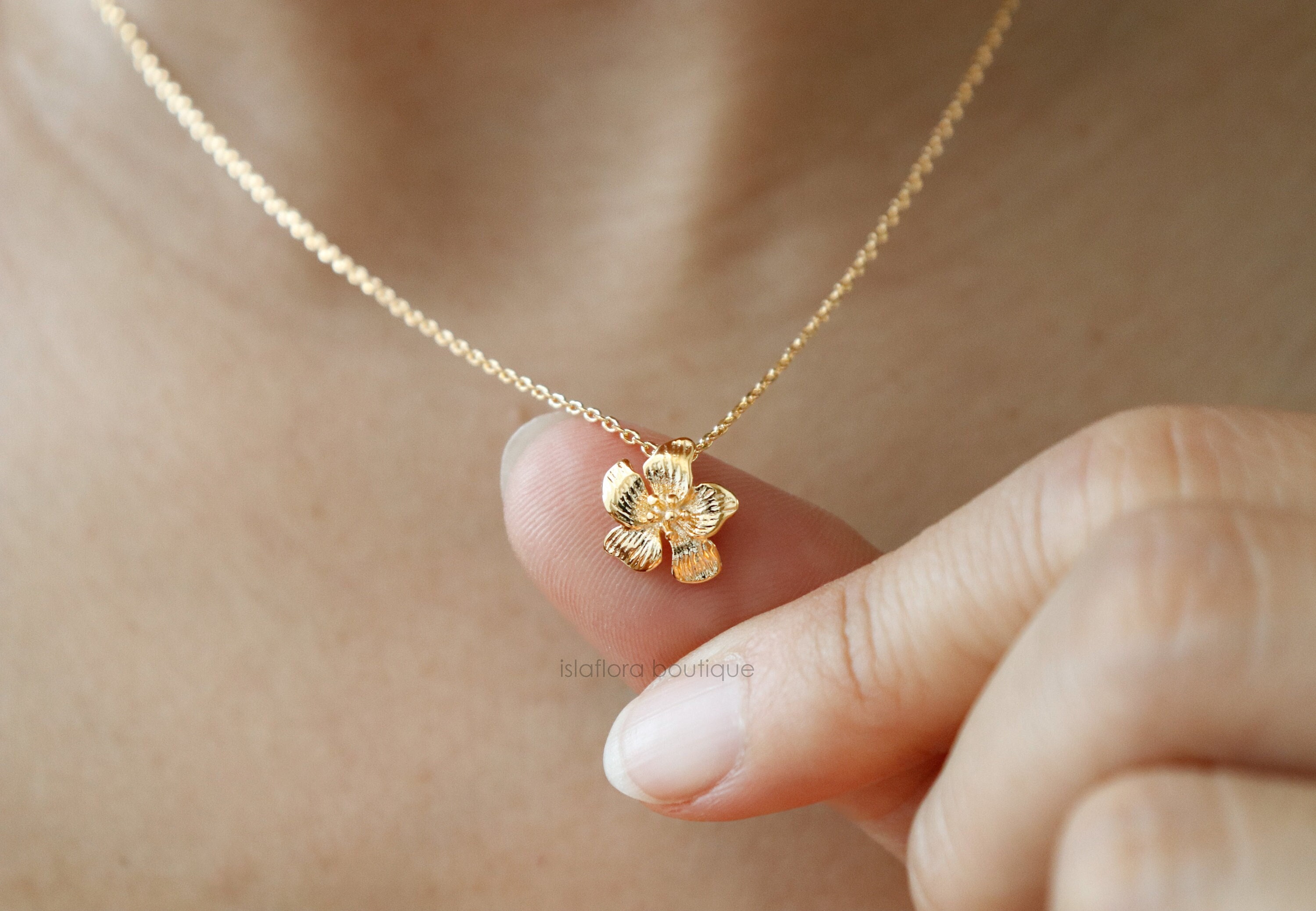 Small Lily Flower Pendant Necklace, Detailed Birth Flower