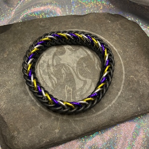 Stretch Non-Binary Pride Chainmail Bracelet | Enby Flag Colors Jewelry | Unisex LGBTQ Bracelet | Handmade Chainmaille Gift