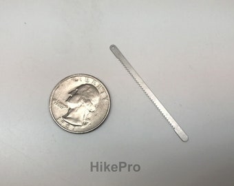 Fabriqué aux États-Unis – Micro outil d&#39;évasion discret en acier inoxydable, scie, menottes, clé de dérivation – Évasion/évasion tactique