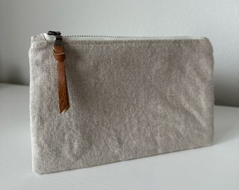 Linen Zipper Pouch in oat. Minimalist pouch, pencil bag, small travel bag.