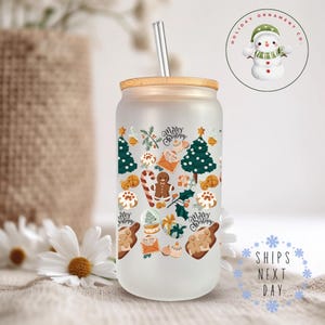 Merry Christmas Gingerbread Glass Tumbler Cup | Tis the Season Holiday Iced Coffee Cup | 16 oz/20 oz | Cute Xmas Cup | Gifts for Her