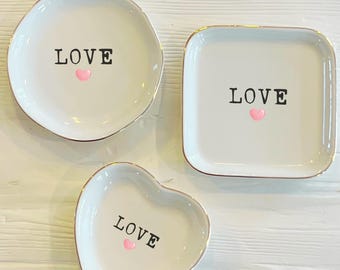 Love Heart Ring Trinket Dish | Custom Ceramic Ring Dish | Jewelry Dish | Wedding Gift | Gift for Wife
