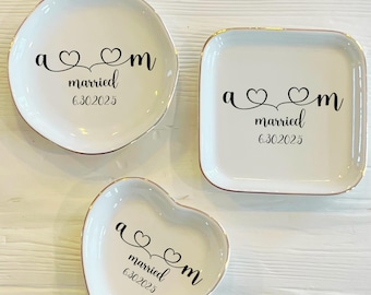 Married Initial Date Ring Trinket Dish | Personalized Wedding Engagement Anniversary Ring Dish | Brides Jewelry Dish | Gift for Her