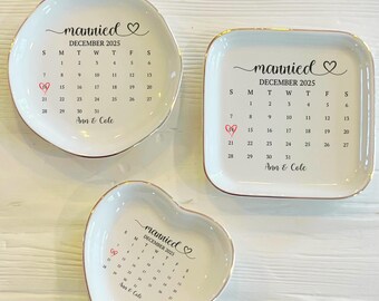 Personalized Wedding Date Ring Dish: Custom Ceramic Jewelry Holder