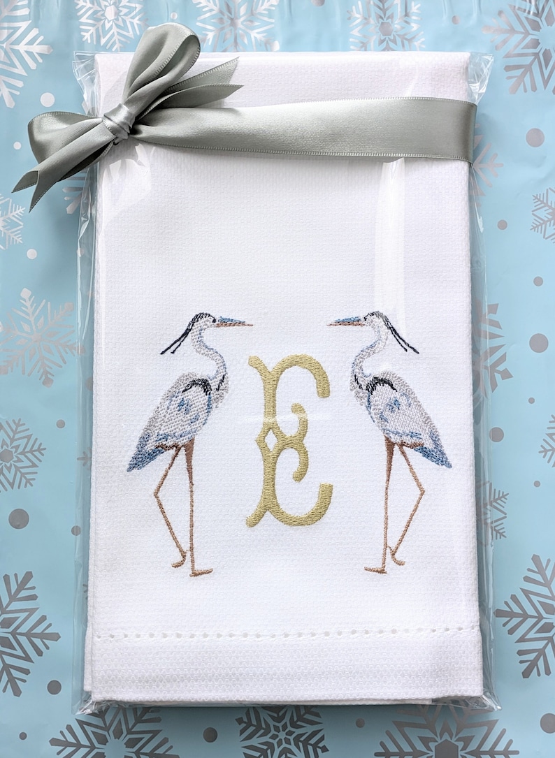 Monogrammed Guest Towel, Personalized Tea Towel, Hostess Gift, Housewarming Gift, Wedding Shower Gift, Bar Cart, Egrets, Blue Heron, Coastal
