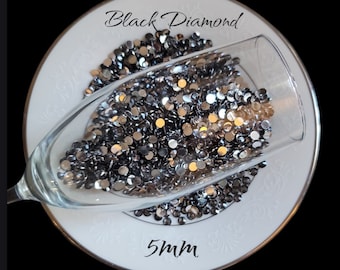 Black Diamond Rhinestones, Resin-5mm, 21 grms per bag, Rhinestone for Tumblers, Nails, Embellishments, crafts and gifts. CnJglitznglam