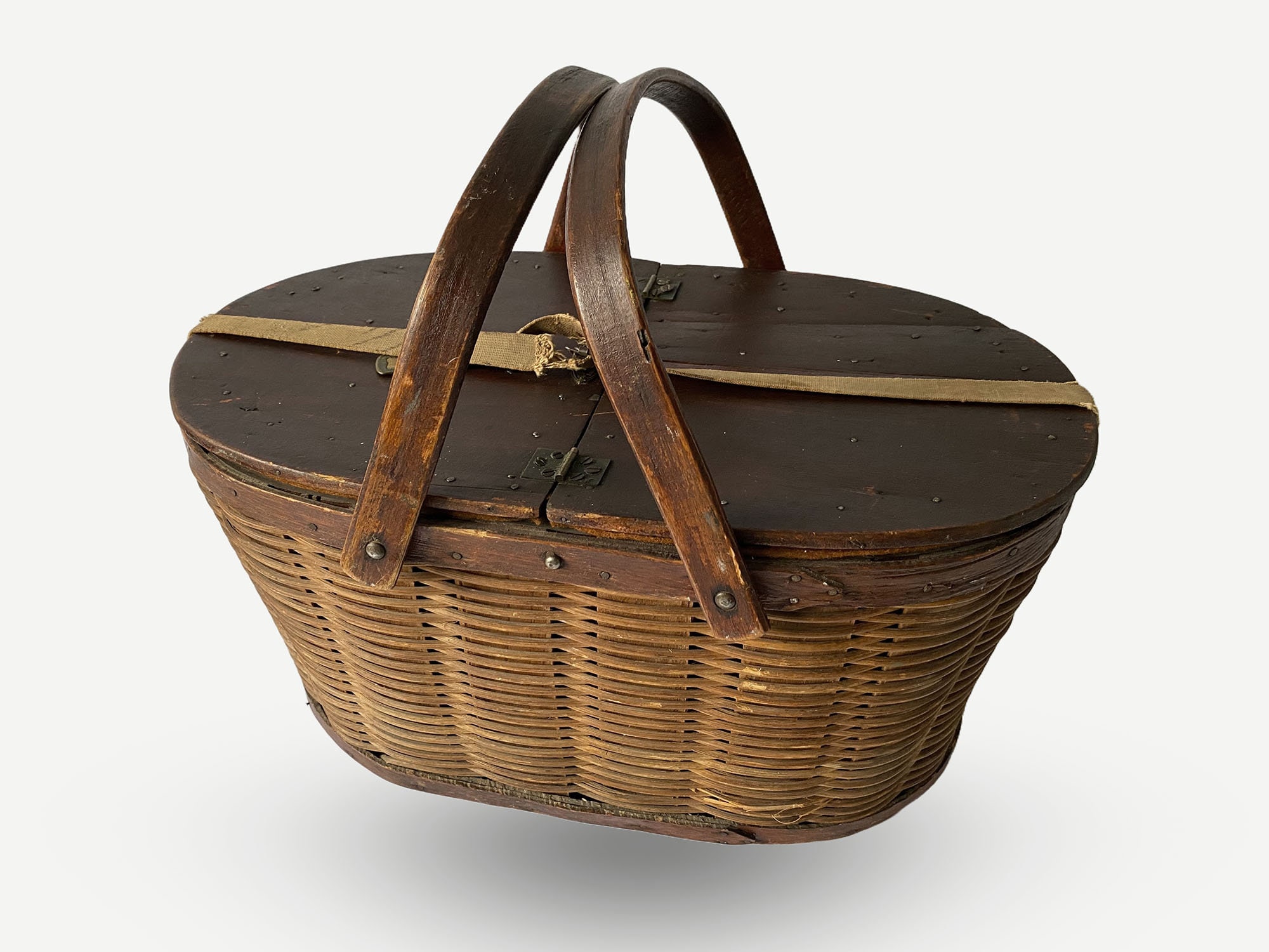 Antique Picnic Basket - Burlington Hawkeye Refrigerator Basket