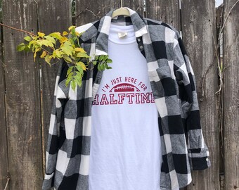 Solo estoy aquí para el entretiempo, camiseta de vinilo, camiseta de vinilo personalizada, camiseta personalizada, camiseta personalizada, camisetas de vinilo, camisetas, camiseta deportiva, universidad,