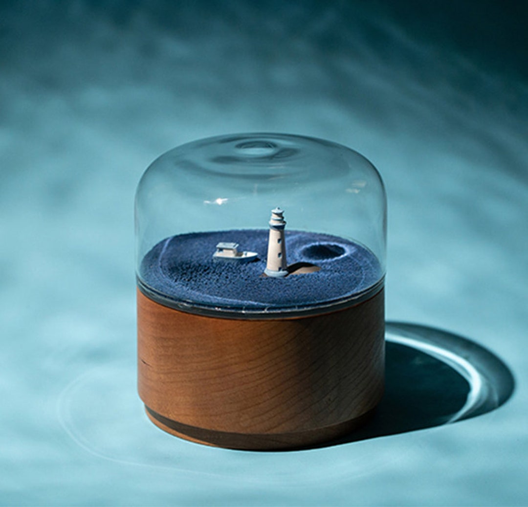 Custom Unique Music Box 3D Creative Music Box Resin Carved Mechanism With Sankyo 18note Wood