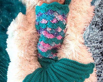 Sirena de ganchillo para bebé / Sesión de fotos para recién nacidos / Accesorio para fotos de playa / Regalo para baby shower / Fotografía de recién nacidos / Bajo el mar / Disfraz para recién nacidos
