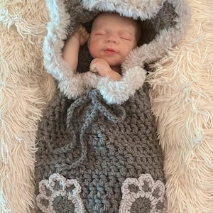Crochet Teddy Bear cocoon  | Newborn photo op | Bear cub photo prop | baby shower gift| newborn photography | newborn costume