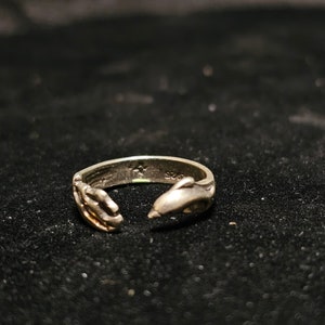Dolphin toe ring, sterling silver - adjustable