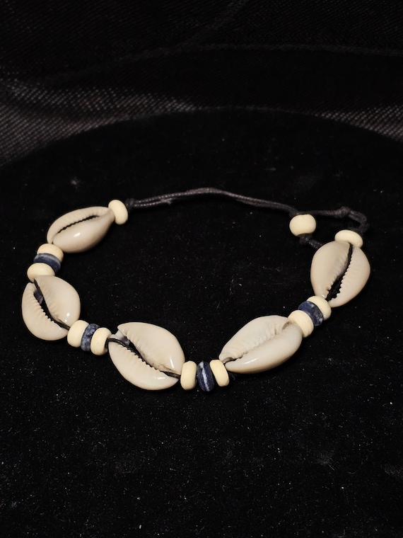Vintage Cowry Shell Bracelet, Adjustable Beach Je… - image 1