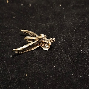 Eagle pendant, sterling silver - approx 1 in.
