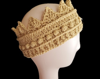 Calentador de orejas de corona de ganchillo / Gorro de invierno único de princesa, príncipe, rey y reina / Joyas acrílicas opcionales