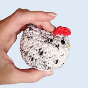 Little Crochet Chicken | Cute Stuffed Animal | Farmhouse Decor | Optional Ornament Hanger or Keychain Attachment