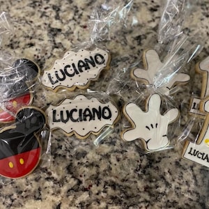 Mickey cookies fondant decoration