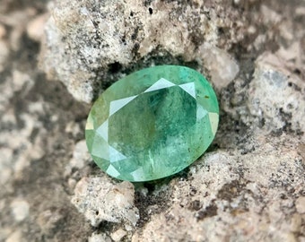 Dendritic Inclusion Natural Light Green Emerald Zambian Origin, Wedding Gift For him/her, 2.45 carat Oval Mixed Cut 10mm Size Loose Gemstone