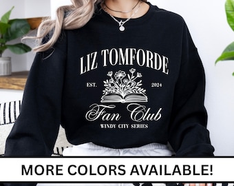 Sudadera de cuello redondo de la serie Windy City del club de fans de Liz Tomforde, Gildan 18000 / Mile High, The Right Move, Caught Up, Play Along