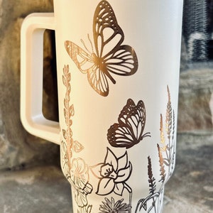 Copper Mirror/Cream Butterflies in a Garden 40oz Tumbler