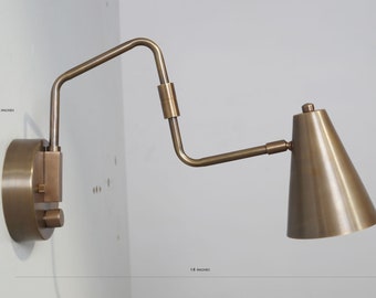 Stilnovo Style Single Light Articulated Sconce Mid-Century Modern Brass Wall Lamp