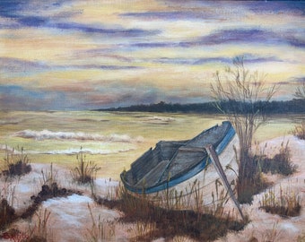 Serenidad al anochecer: Bote de remos de madera sobre dunas de arena - Impresión de paisaje marino vibrante