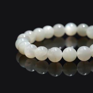 Moonstone Bracelet 100% Natural Moonstone Beaded Bracelet 8 mm Smooth Round Healing Crystal Bracelet Christmas Halloween Gift