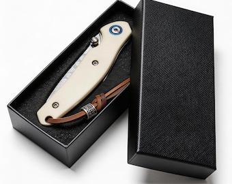 Canivete de bolso masculino em aço damasco VG10 com bainha, cabo imitando osso de vaca e trava liner lock.