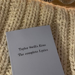 Incl. ttpd 31 songs Taylor Swift the complete Lyrics Book image 5