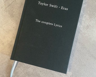 Taylor Swift - Libro dei testi **solo ttpd** - seguiranno nuove foto!