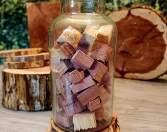 Diced Eastern Red Cedar Wood Cubes | 100pcs. Per Bag | Natural Aromatic Wood Fillers