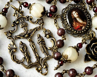 Rosario católico de Santa María Magdalena, cuentas de oración con piedras preciosas de granate, RICA (Rito de Iniciación Cristiana para Adultos), regalos católicos, ornamentado, reliquia familiar, rosario de estilo antiguo.