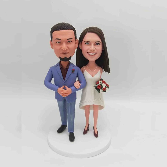 Customized Wedding Bobblehead Dolls, Personalized Cake Topper for Bride & Groom, Unique Wedding Gifts