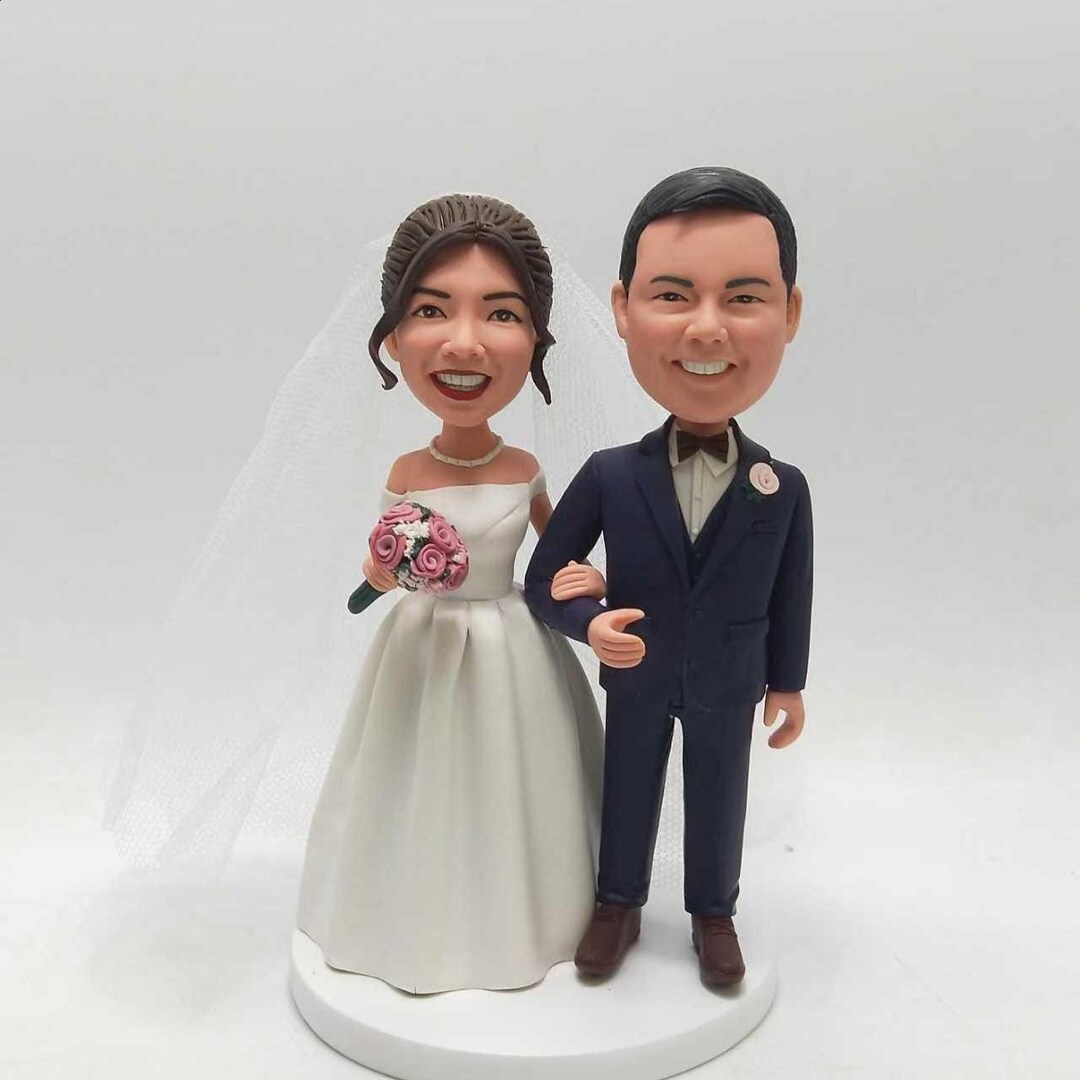 Custom Asian Wedding Bobblehead Personalized Bride and Groom Figurines ...