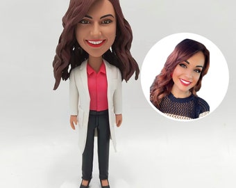 Personalized Female Doctor Statues, Customized Doctor Bobble heads, Custom Medical Doctor Bobblehead Figurines, Custome Head Figure Doctor