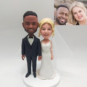 Figurines de mariage personnalisées pour couple, cadeaux d'anniversaire personnalisés pour couples ou parents décoration de gâteau unique