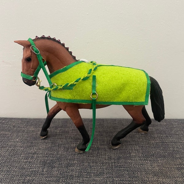 Head collar, lead rope and rug for Schleich model horse