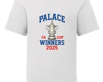 Camiseta infantil Psychobaby de los ganadores de la Copa FA 2025, para edades de 3-4, 5-6, 7-8, 9-11 y 12-13 años, linda y única camiseta de campeones de cristal.
