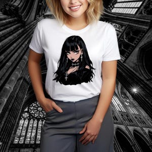 Dames Cartoon Gothic T-shirt met kruis oorbellen en ketting - Grote voorkant print - 100% katoen - Verkrijgbaar in 4 kleuren