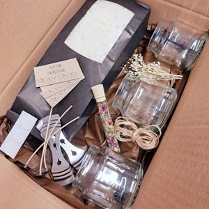 DIY candle set | Make your own candles set | Gifts for friends | Mother&#39;s Day | Birthday present | Make your own scented candles | Herbal candles