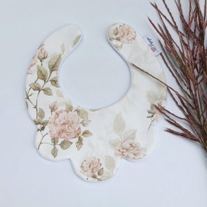 Modello bavaglino a fiori, Modelli bavaglini, Modello di cucito per bambini per bavaglini, Modello di cucito PDF, Modello bavaglino bandana, Modelli bavaglini per bambini, BAVAGLINI DROOL