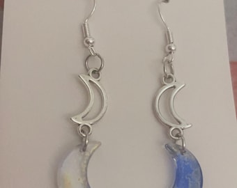 Moon earrings - crescent moon