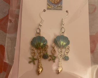 seashell earrings - mermaid shell pretty earring gift - budget friendly earrings