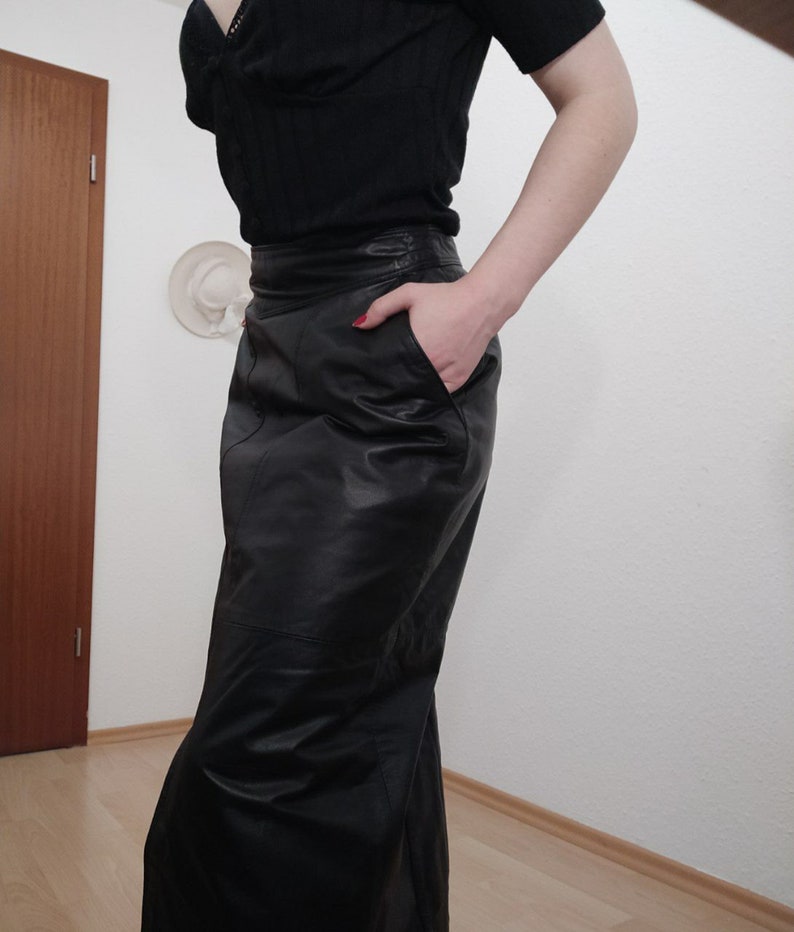 black full real leather skirt image 3