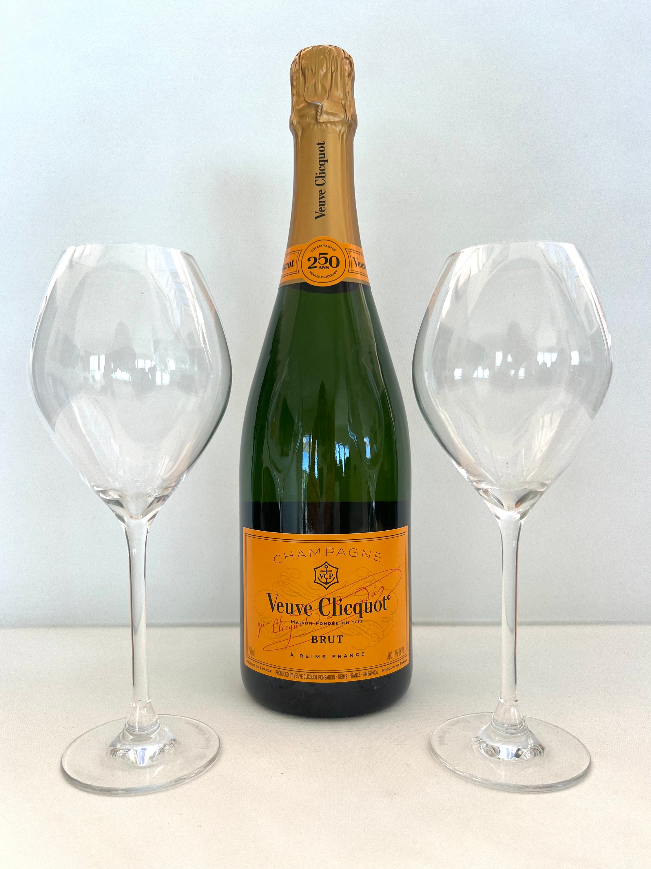 【Veuve Clicquot フルートグラス 6個セット】 Amazon.com | Veuve Clicquot VCP Trendy Rich Coupe Yellow