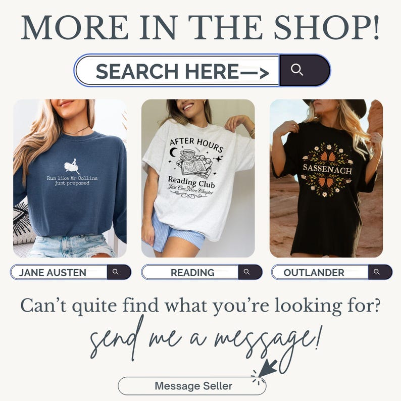 Puede incluir: Imagen promocional con tres camisetas con texto y gr&aacute;ficos. Las camisetas son azul marino, blancas y negras. El texto incluye "Run like Mr. Collins just proposed", "After Hours Reading Club" y "Sassenach". Tambi&eacute;n hay una barra de b&uacute;squeda y un llamado a la acci&oacute;n.