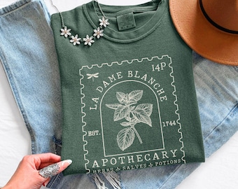 Outlander Shirt | la dame blanche Apothecary shirt